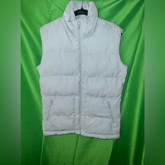 NWT Vineyard Vines Light Blue Oversized Puffer Vest size Small - Picture 1 of 9